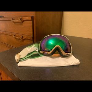 Women’s Anon googles